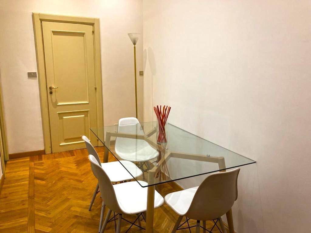 Castel Morrone Apartment Milano Eksteriør bilde